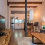 Parking Free - Cathedral Area Apartment -2 Months Min