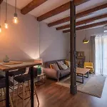 Parking Free - Cathedral Area Apartment -2 Months Min