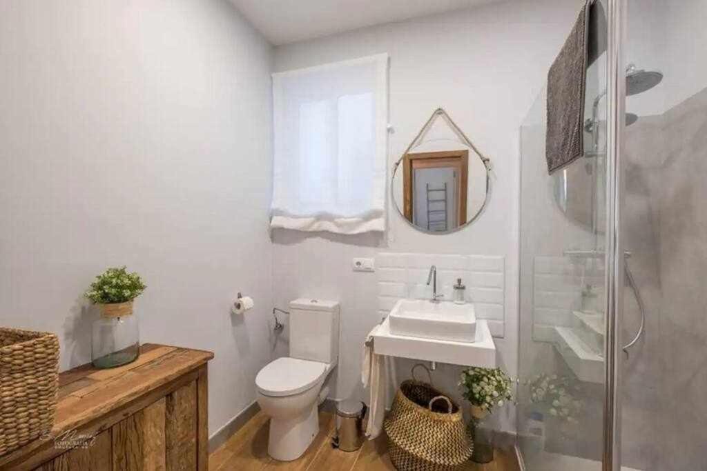 Parking Free - Cathedral Area -2 Months Min Appartement